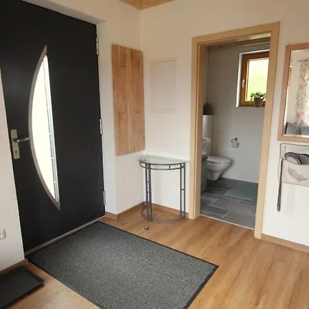 Apartment Idyllisches Haeuschen Im Gruenen