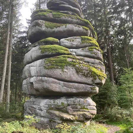 Idyllisches Haeuschen Im Gruenen شقة