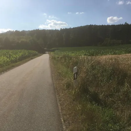 Idyllisches Haeuschen Im Gruenen شقة *
