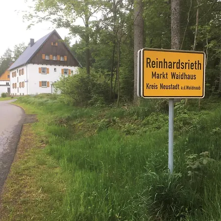 Apartment Idyllisches Haeuschen Im Gruenen *